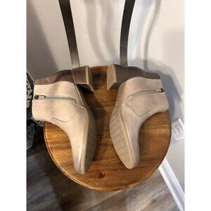 Dansko Women's Ankle Boots - Taupe